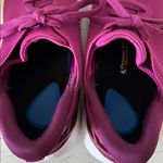 Kizik Athens Hands Photo 4