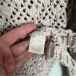 Nicole Miller Artelier  Tan Crochet Pullover V-Neck Sweater Size XL Photo 4