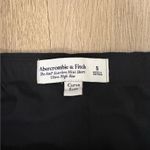 Abercrombie & Fitch Abercrombie Scarlett Mini Skort cure love Photo 5