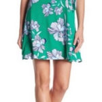 Vince Camuto Green Floral Mini Wrap Dress. Size-8 Photo 0