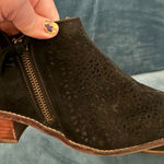 Vionic  women’s ankle booties black perforated leather suede size 8 Daytona Boots Photo 0