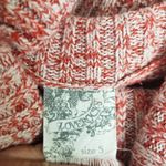 Love Rocks Lightweight short sleeve scoop neck knit sweater . Women's Small Red Photo 2