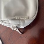 Lululemon Everywhere Belt Bag 1L NWT Photo 5