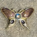 Monet  Vintage Butterfly Brooch Photo 2