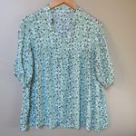 Green white black small daisy floral babydoll top Size M Photo 1