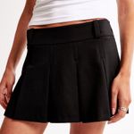 Abercrombie & Fitch Abercrombie Pleated Skort Photo 0