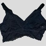 SO  intimates black lace bralette. Photo 2