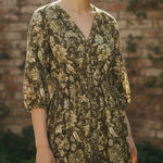 Harlow & Rose Women's Floral Print Midi Dress Green Beige Small Photo 0