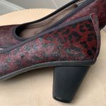 Vionic  Orthaheel Carrer Mabrey Wine Leopard Women’s Pumps Shoe Size 9 Photo 4
