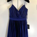 Mac Duggal  Satin Surplice V-Neck Sleeveless Flowy Pleated Midi Dress Size 2 UB Photo 3