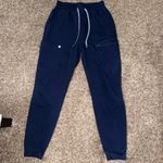 Fabletics  Scrubs Set Photo 2