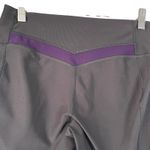 Nike Dri-Fit Women's Size Small Grey Cropped Wide Leg Pants Photo 3
