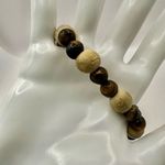 Karma bead tigers eye beaded bracelet Photo 2