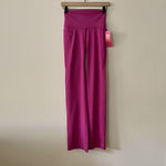 Lilly Pulitzer NWT  UPF 50+ Luxletic 31.5” Carpe Vita Flare Legging Photo 6