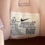 Nike NWOB Women’s Pink  Air Max STYLE DA1923-600 Size 10 Photo 5