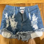 Vibrant Miu denim shorts Photo 0