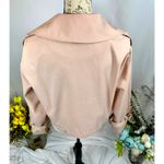 Elodie Eleanor Cropped Buckle Cuff Trench Coat Baby Pink size XS Photo 9