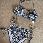 Boohoo zebra print bikini Photo 0