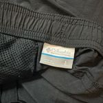 Columbia Women's elastic Sandy River shorts size large Photo 4