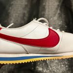 Nike Womens sz8.5 Cortez lowtops Photo 8