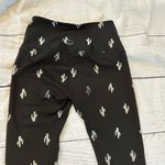 Beyond Yoga size XS black silver saguaro cactus leggings Photo 5