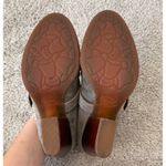 Kork-Ease Prim Mosto Suede Kiltie Pump Heel Women Size 7.5 Khaki Gray Photo 7