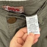 No Boundaries  Juniors 15 Olive Green Cargo Cropped Pants Military Y2K 2000s Photo 2