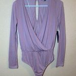 Lulus  Women’s Blouse plunge keyhole long sleeve bodysuit blouse size Medium NWT Photo 0