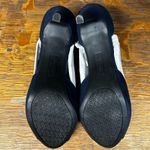 Bandolino NWOT  Navy Blue Faux Suede T-Strap Open-Toed Heels: Size 9.5 Photo 5