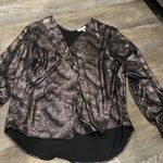 Gibson Latimer  large sparkly top Photo 2