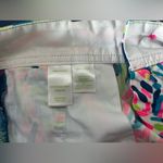 Lilly Pulitzer  The  Walsh Shorts Size 00 Style 92925 Photo 4