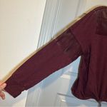No Boundaries  Maroon Mesh Accent Cropped Sweatshirt Top size XL Photo 4