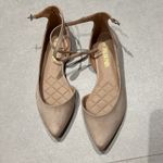 Women cream color brand new pointed ballet flat shoes with adjustable strap Size 6 Photo 2