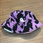Griz Reversible Fleece Bucket Hat Pink Photo 2