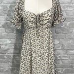 Better Be  Floral Mini dress with Puff Sleeves Photo 0