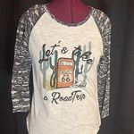 Ariat Rt. 66 Graphic Top Sz L Photo 0