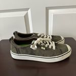 Cariuma Sneaker Shoes Green Camouflage Camo Suede Womens Size 8.5 Mens 7 Photo 1