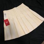 Aritzia NWT  White Vegan Leather Pleated Mini Skirt Photo 0