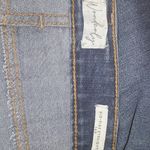 Wonderly Jeans. Photo 2