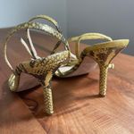 Kate Spade Yellow Metallic Faux Snake Leather Womens Strappy High Heels Size 8.5 Photo 1