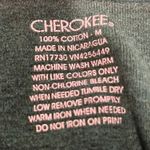 Cherokee emerald green v neck long sleeve Photo 2