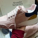Alexander McQueen FINAL SALE🌻 light pink leather sneakers Photo 7