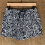 Madewell NWT Drapey Pull-On Short Woodcut Floral in Blue and White Size Medium Photo 0