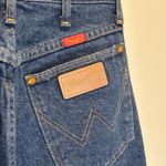 Wrangler Vintage High Rise Tapered Dark Wash Jeans - size 9 (Women's 6) Photo 2