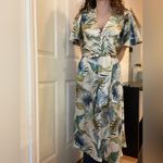 Petersyn Tayla Tropical Satin Belted Midi Dress‎ Size Medium Blue Photo 3