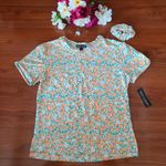Riley & James  Floral Top w/ matching hair accessory Size Large Photo 0