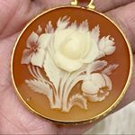 Vintage Unsigned Flower Cameo Brooch Pin Photo 7