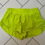 Lululemon Hotty Hot Short 2.5” Photo 1