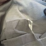 Lululemon Athletics textured light grey leggings w/wide waistband & cuffs size 8 Photo 5