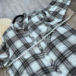 Tolani  collection oversized flannel shirt w/ boho print back Photo 3